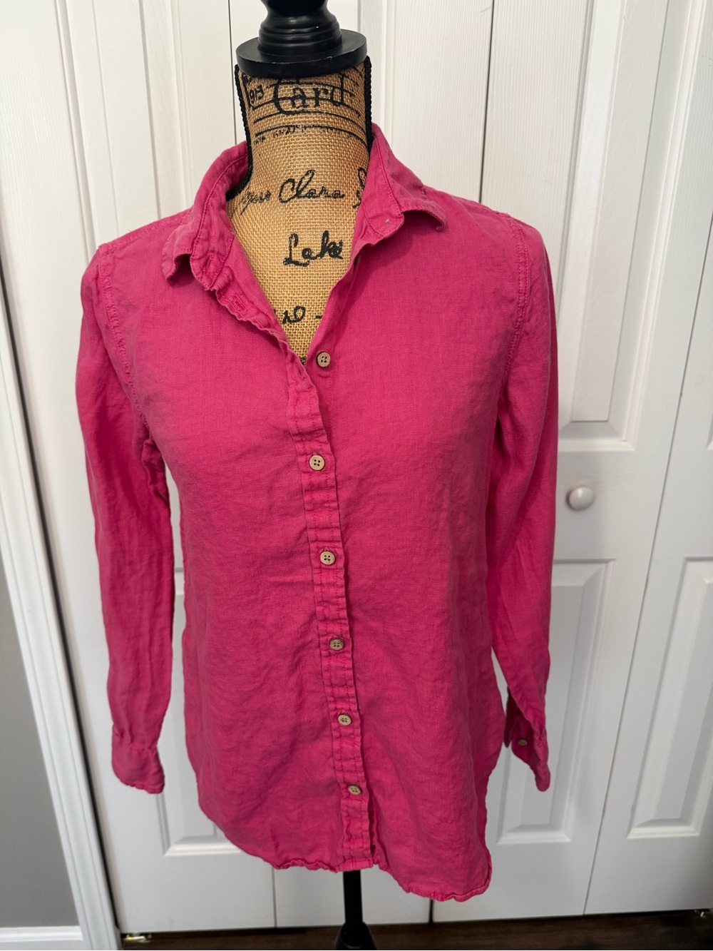 Faherty Fuchsia Button-Down Linen Shirt